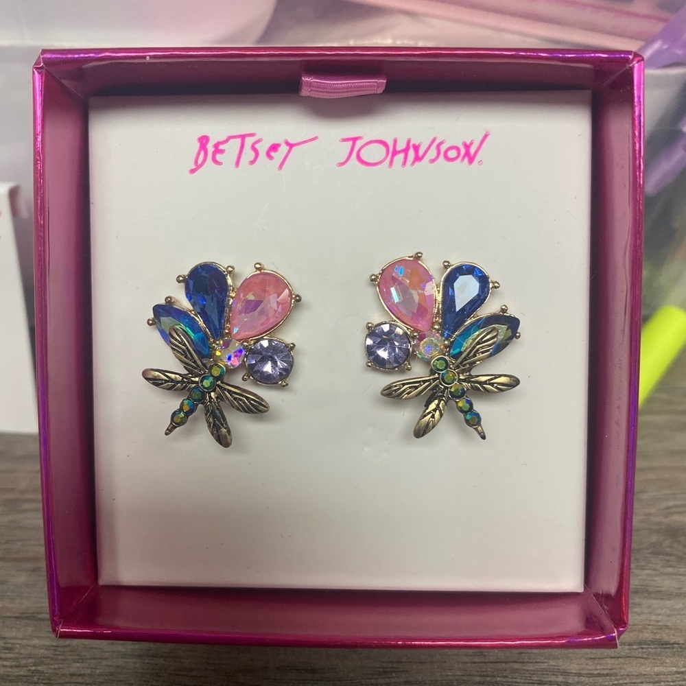 NWT/NIB Betsey Johnson Dragonfly Flower Crystal Stud Earrings